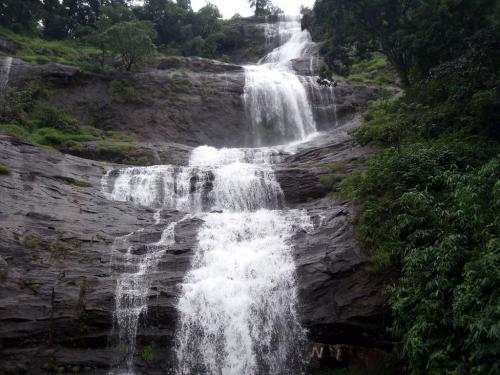 Viripara Waterfalls